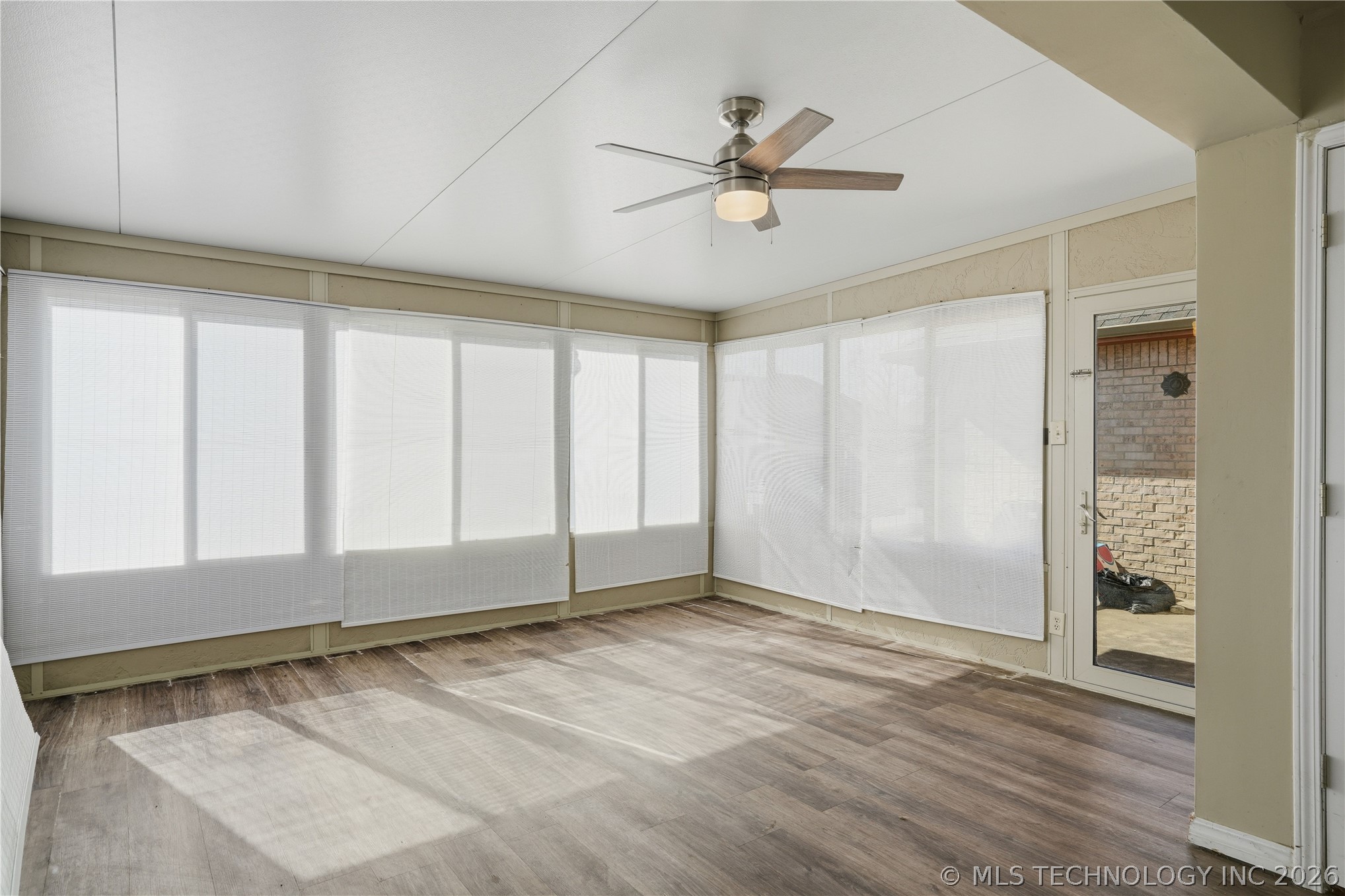 906 Kentucky Derby Drive Property Photo 19