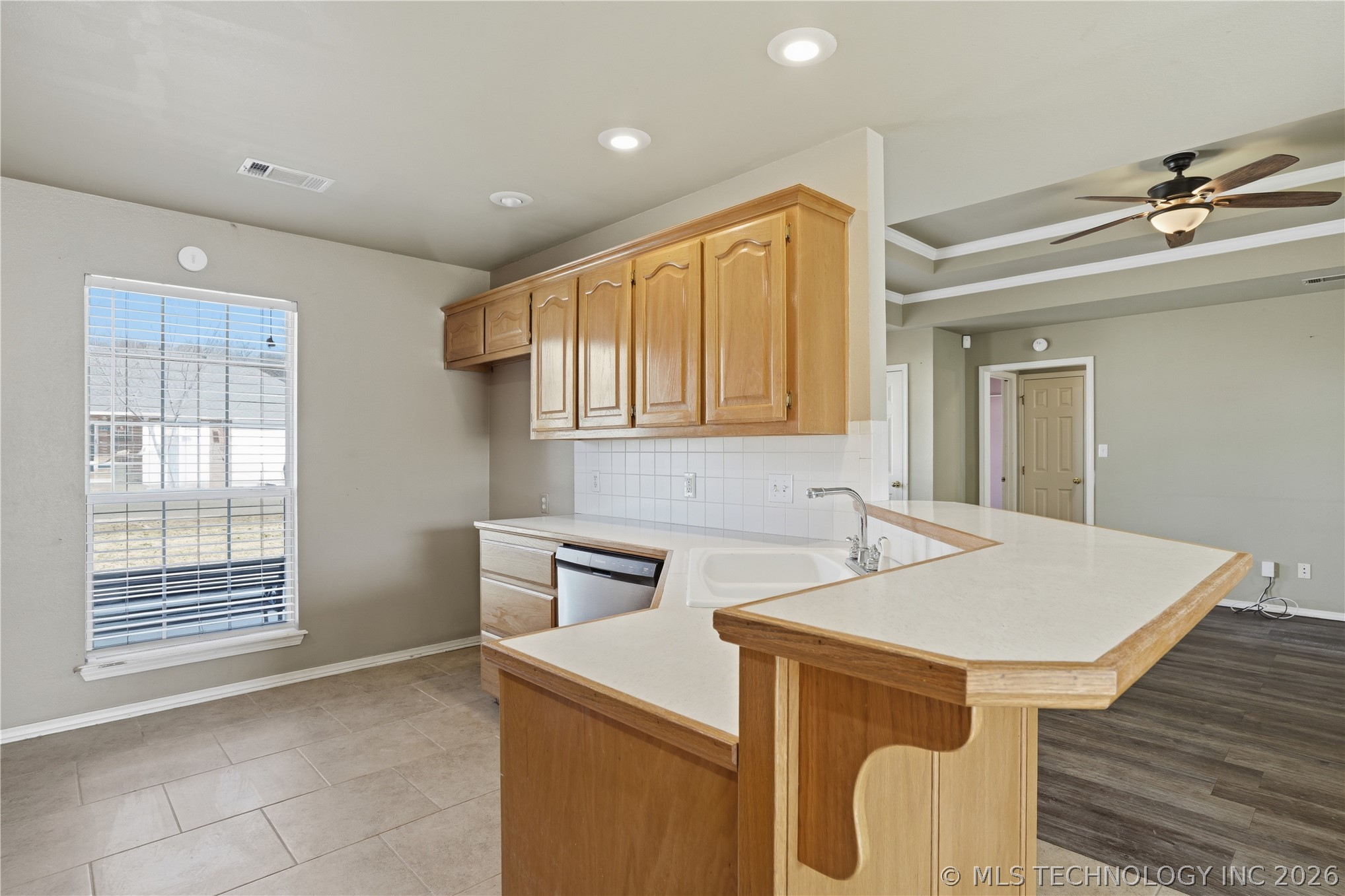 906 Kentucky Derby Drive Property Photo 20