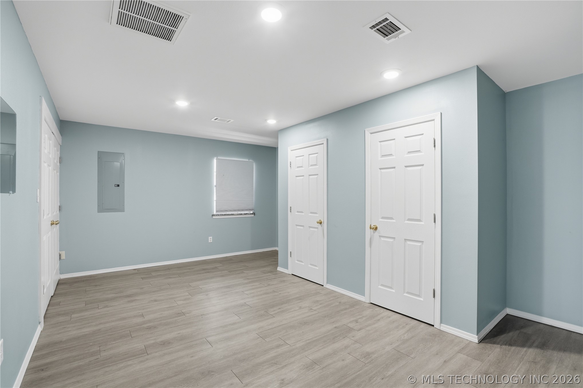 906 Kentucky Derby Drive Property Photo 26