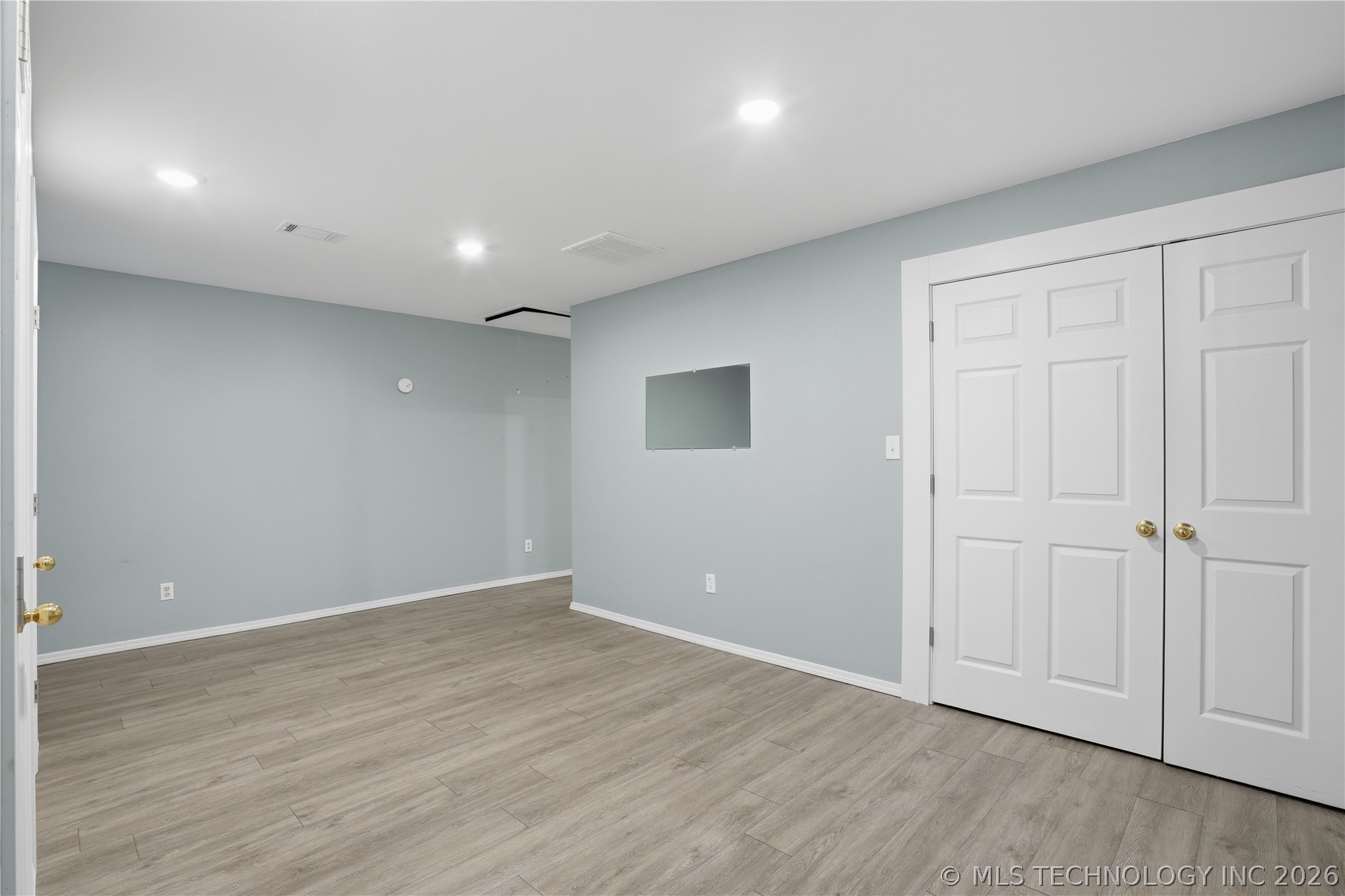 906 Kentucky Derby Drive Property Photo 34