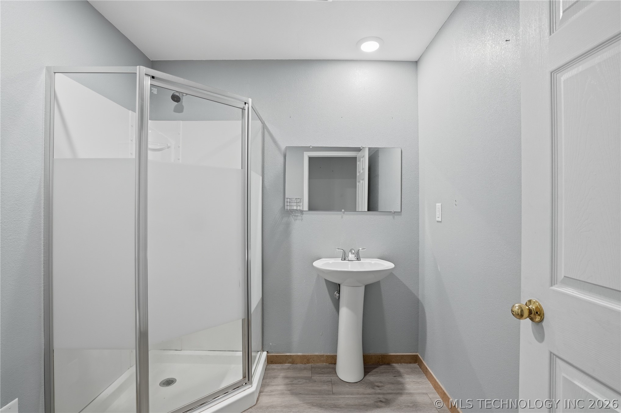 906 Kentucky Derby Drive Property Photo 38