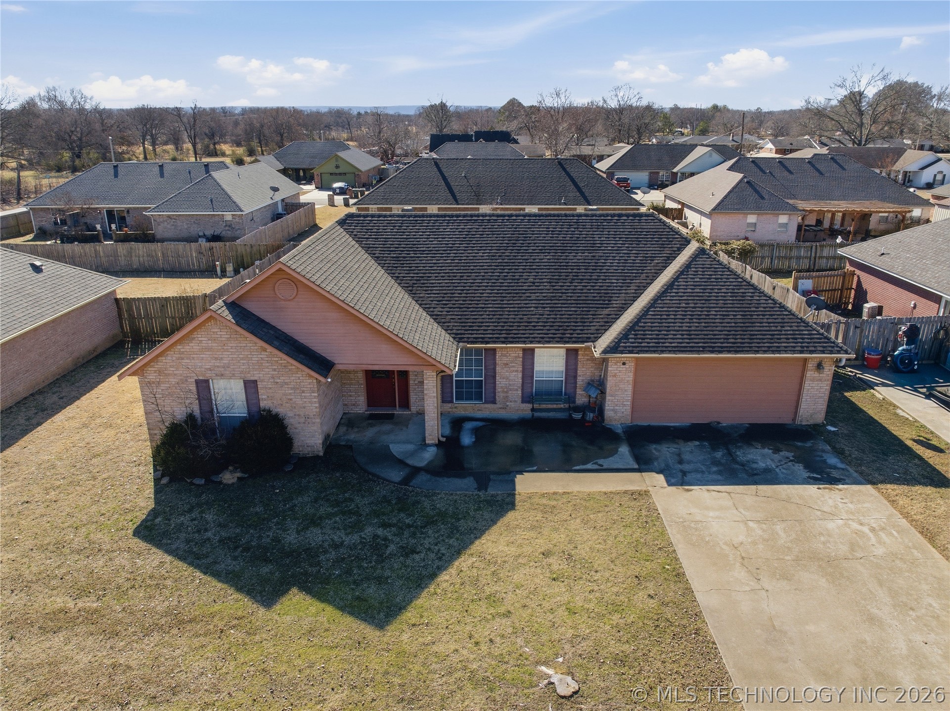 906 Kentucky Derby Drive Property Photo 45