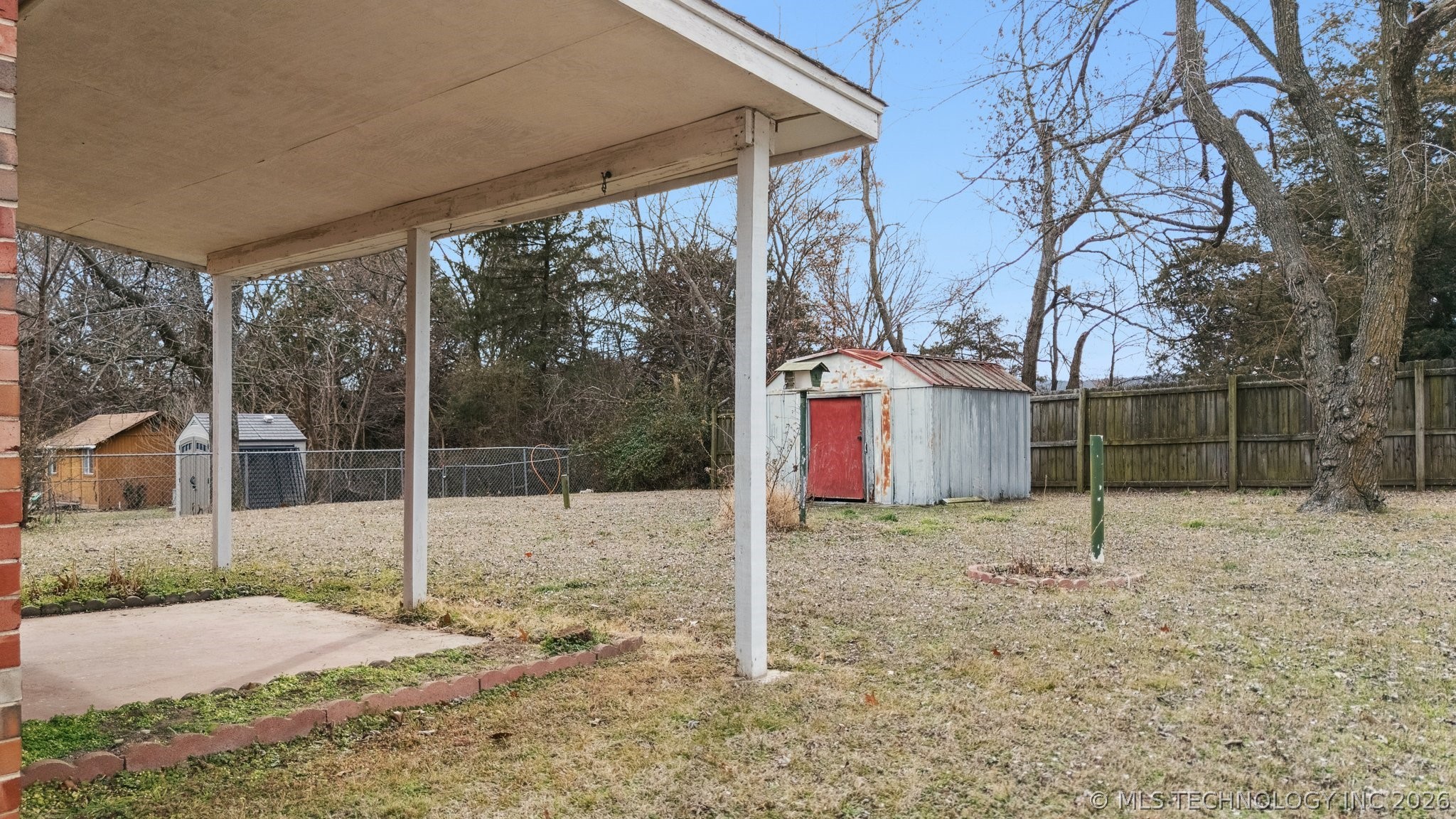 1930 S Bixby Street Property Photo 22