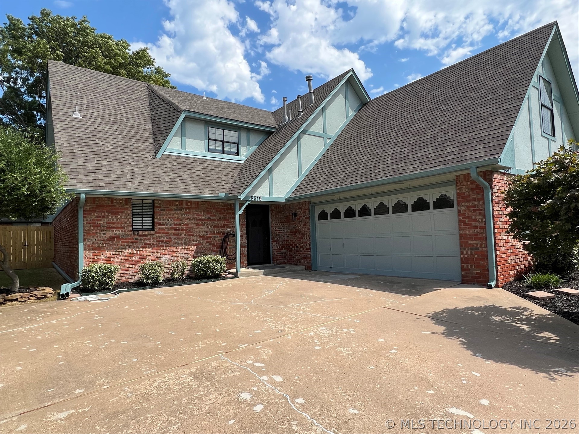 8519 E 64th Street Property Photo 3