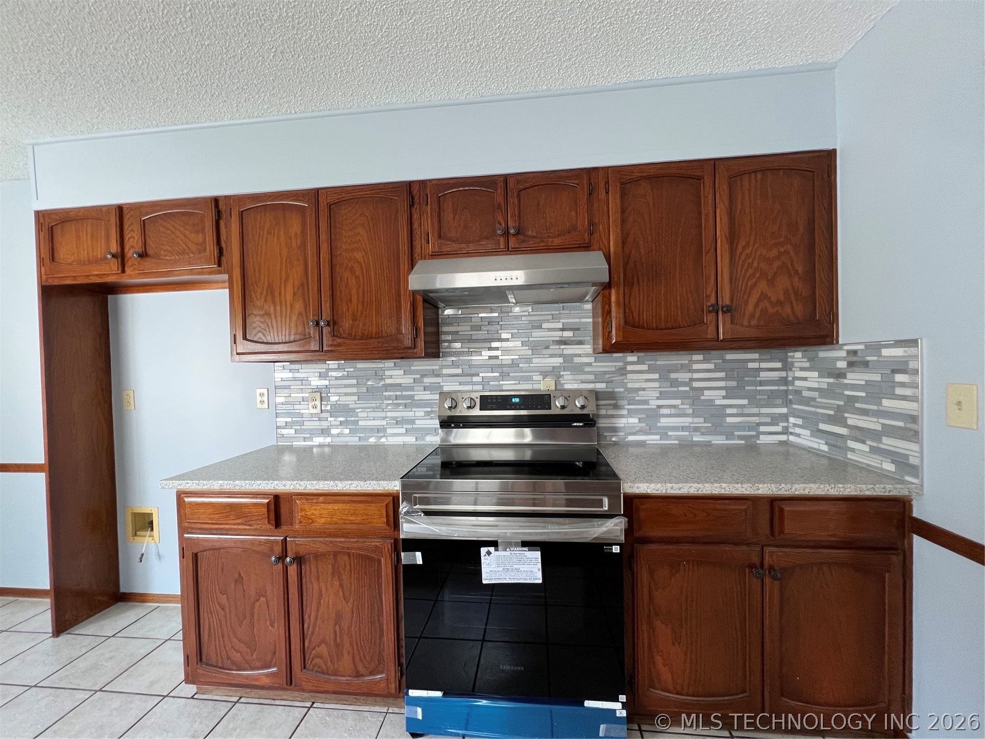 8519 E 64th Street Property Photo 5