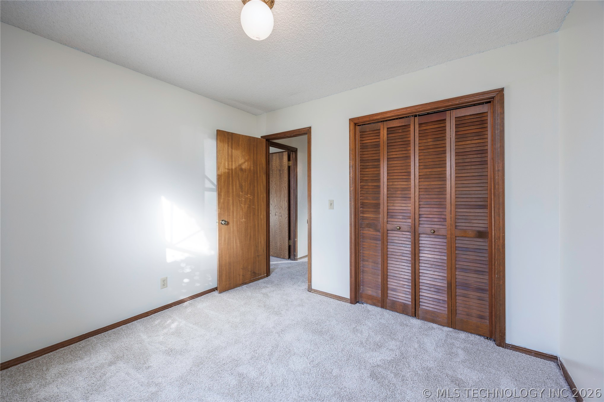 1801 Rolling Hills Place Property Photo 32