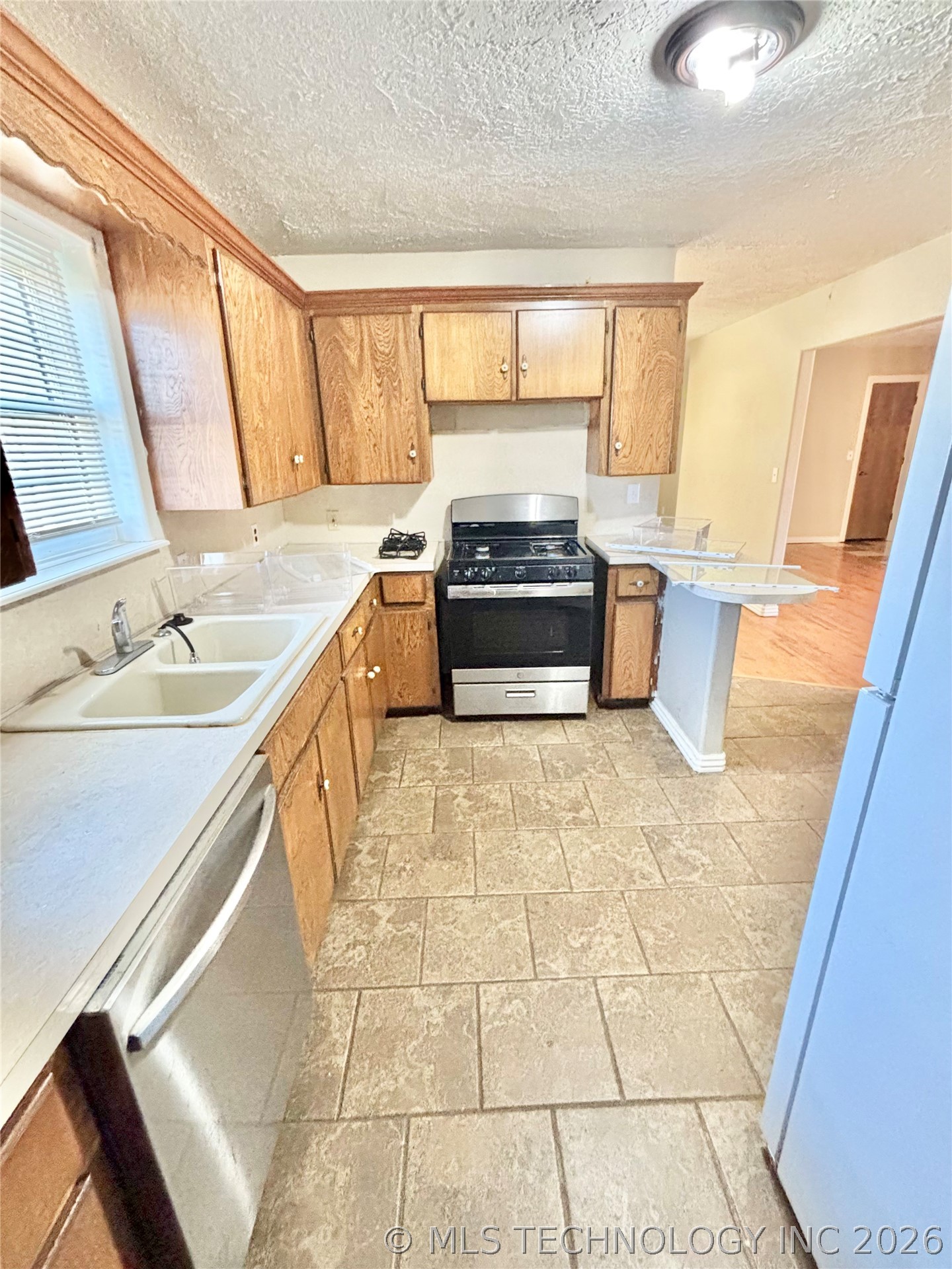 405 Nw K Street Property Photo 9