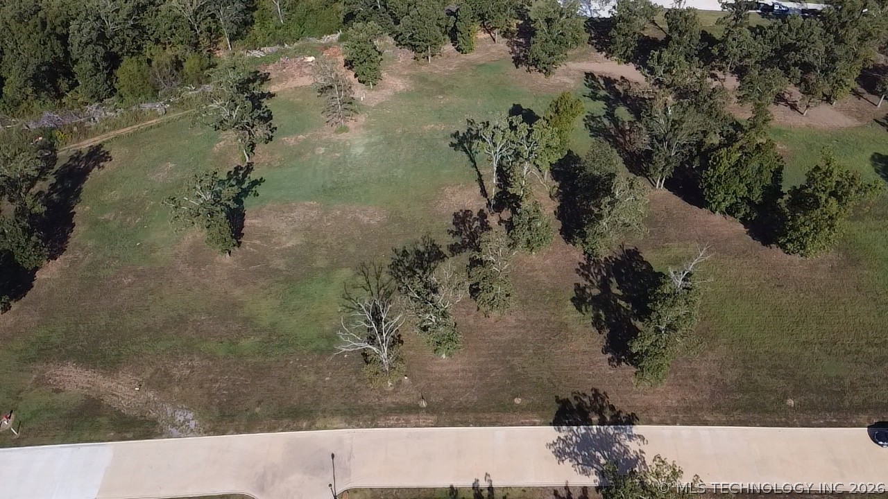 828 Ridgeview Drive Property Photo 7