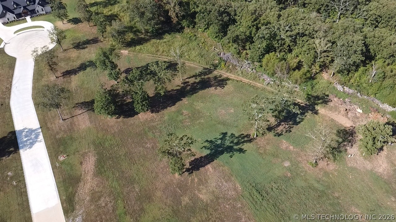 828 Ridgeview Drive Property Photo 10