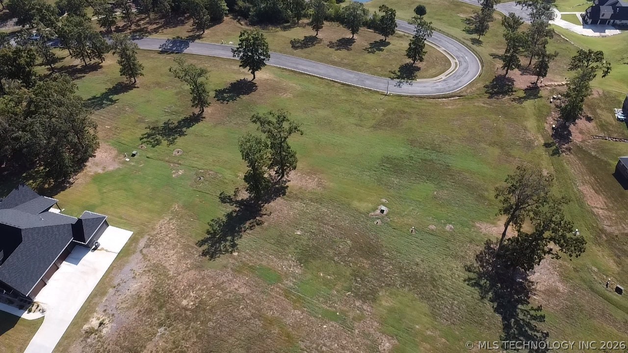 828 Ridgeview Drive Property Photo 11