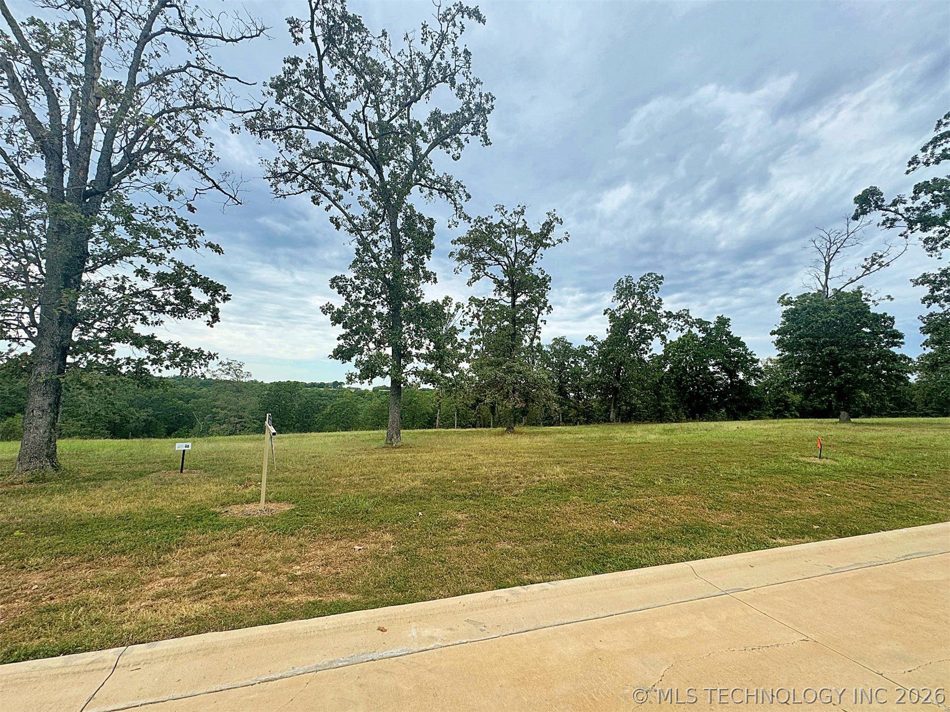 828 Ridgeview Drive Property Photo 14