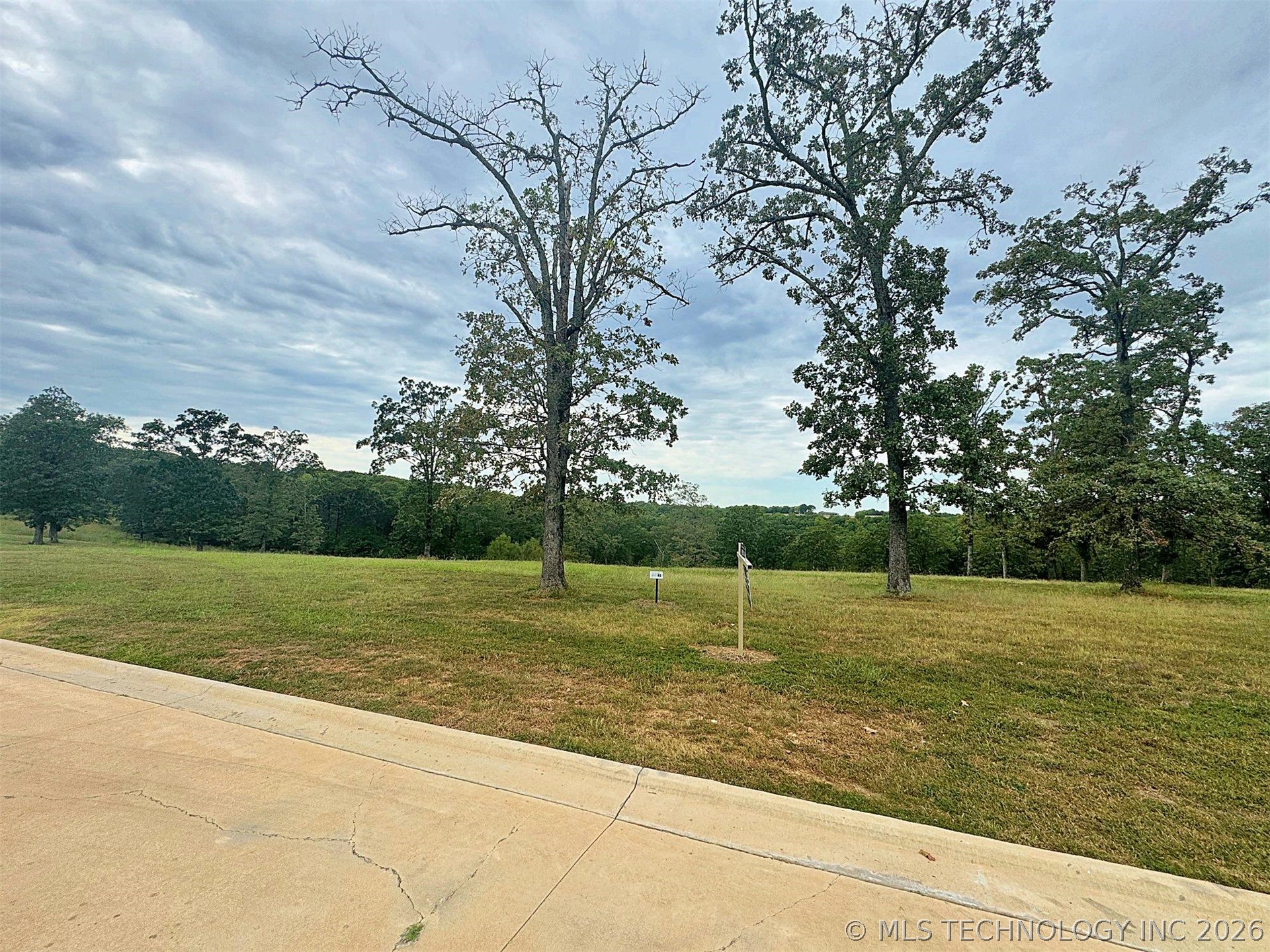 828 Ridgeview Drive Property Photo 16