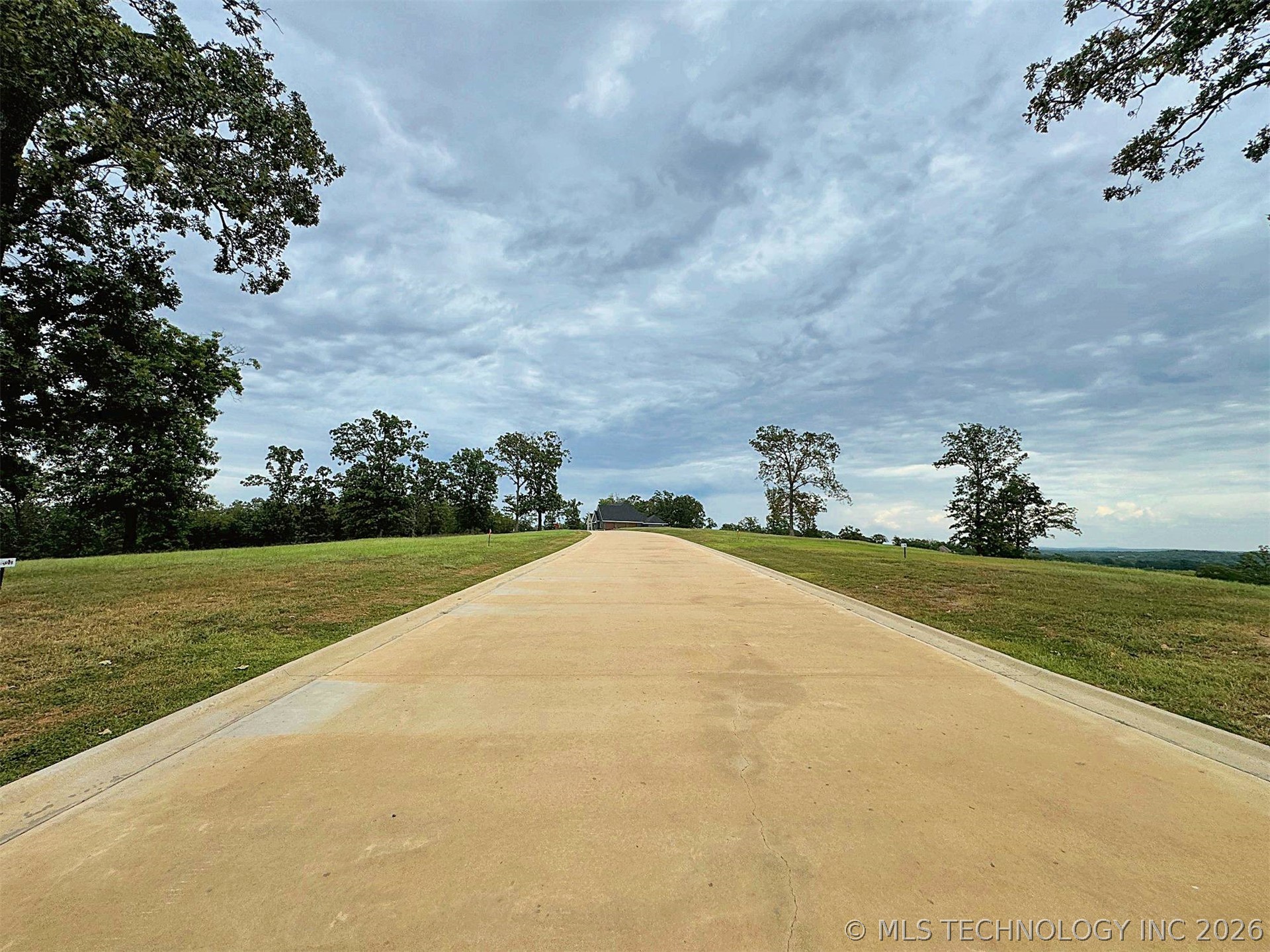 828 Ridgeview Drive Property Photo 27