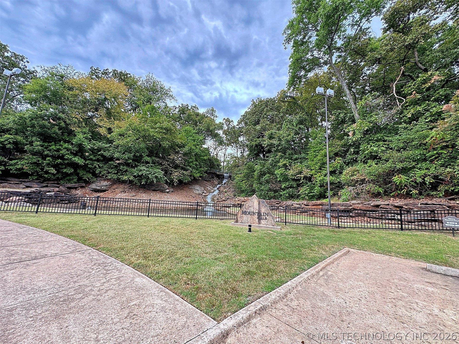 828 Ridgeview Drive Property Photo 30