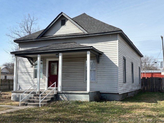 1011 N H Street Property Photo 2