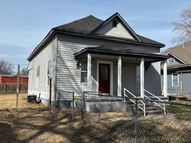 1011 N H Street Property Photo 3