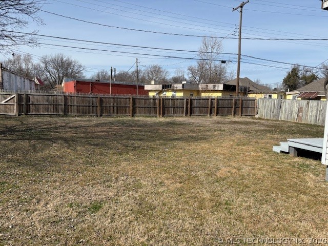 1011 N H Street Property Photo 5