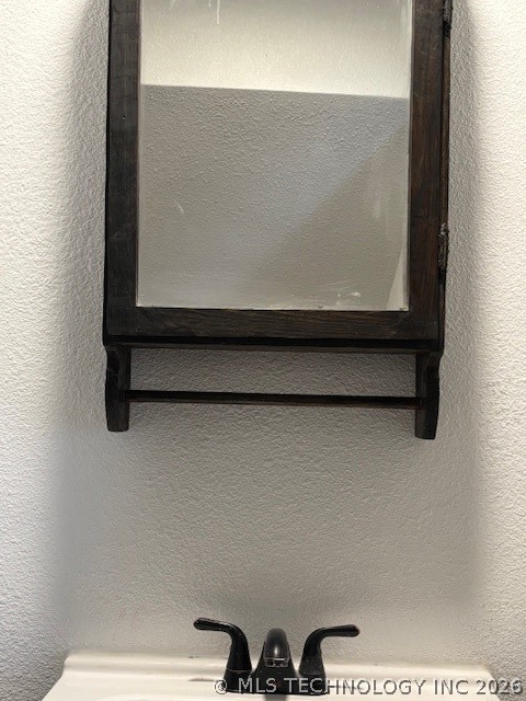 1011 N H Street Property Photo 20