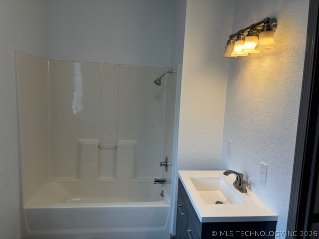 1011 N H Street Property Photo 23