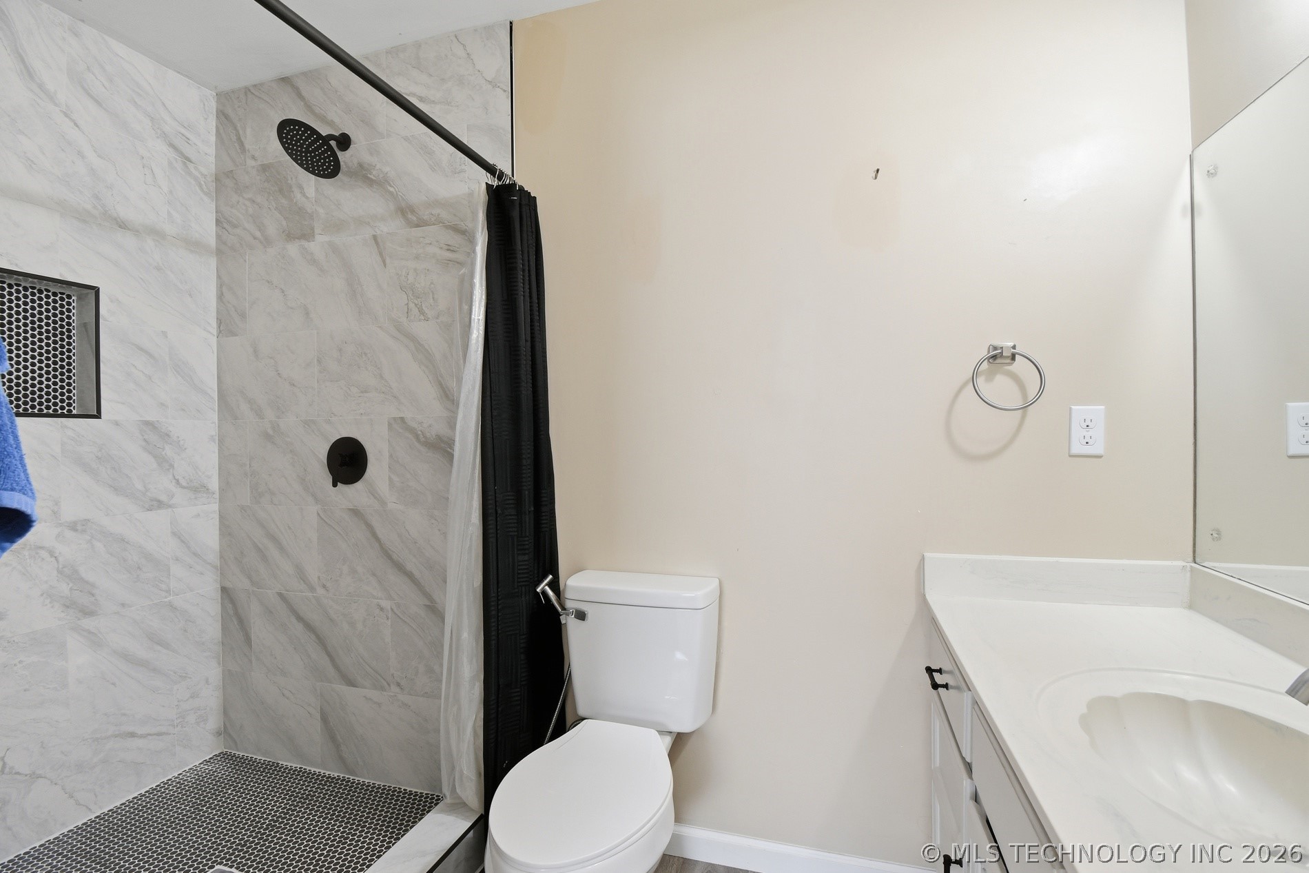 2826 S 138th East Avenue Property Photo 16