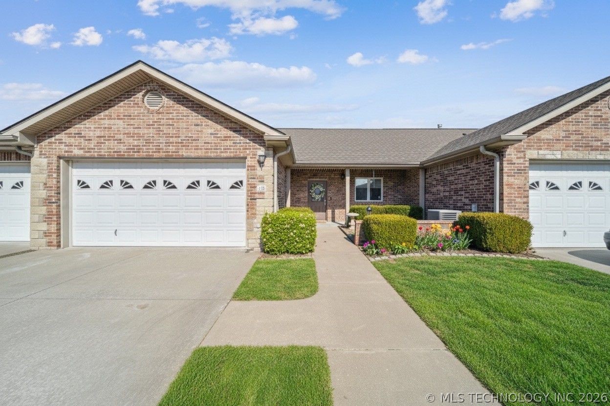 505 St Andrews Circle Property Photo 1