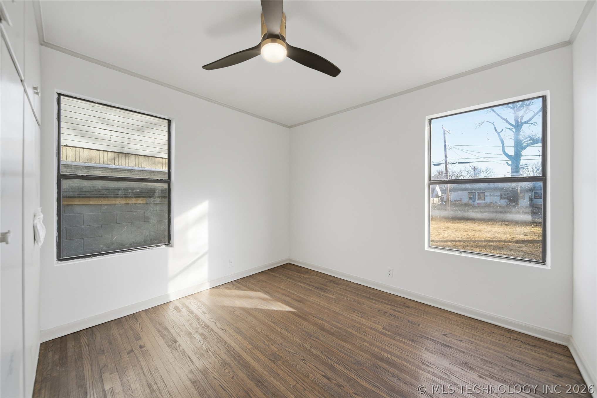 252 E 45th Place Property Photo 15