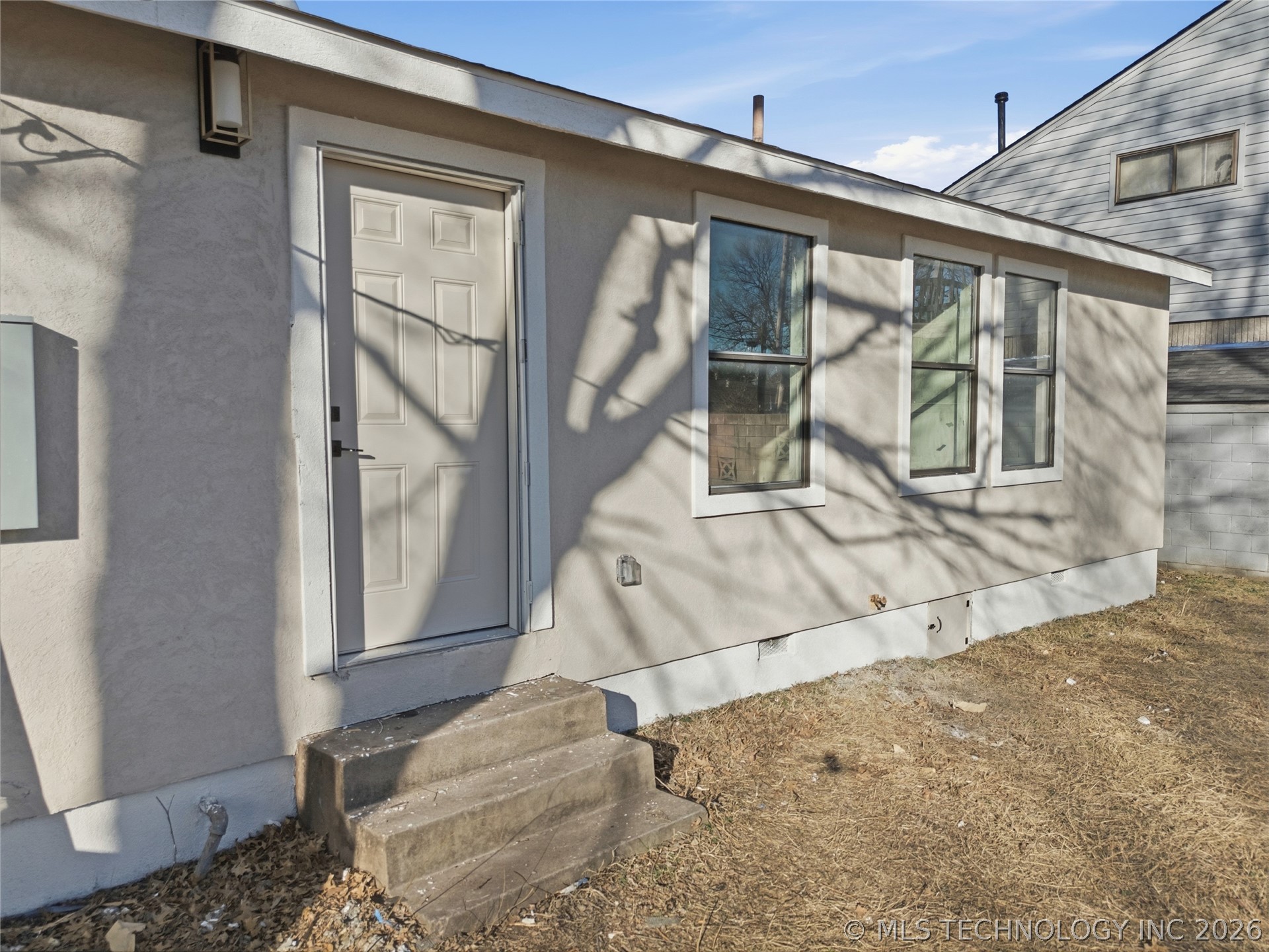 252 E 45th Place Property Photo 19