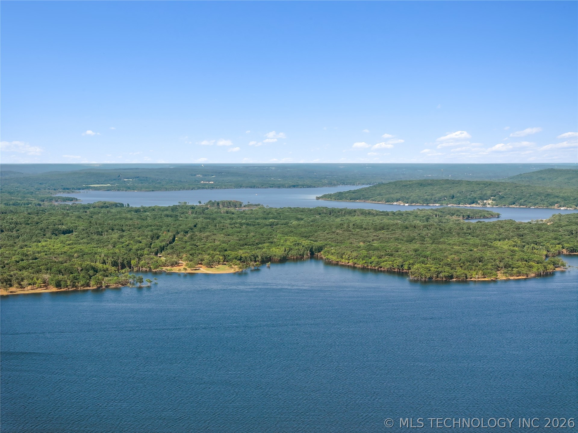 E 109th Street North Property Photo 6