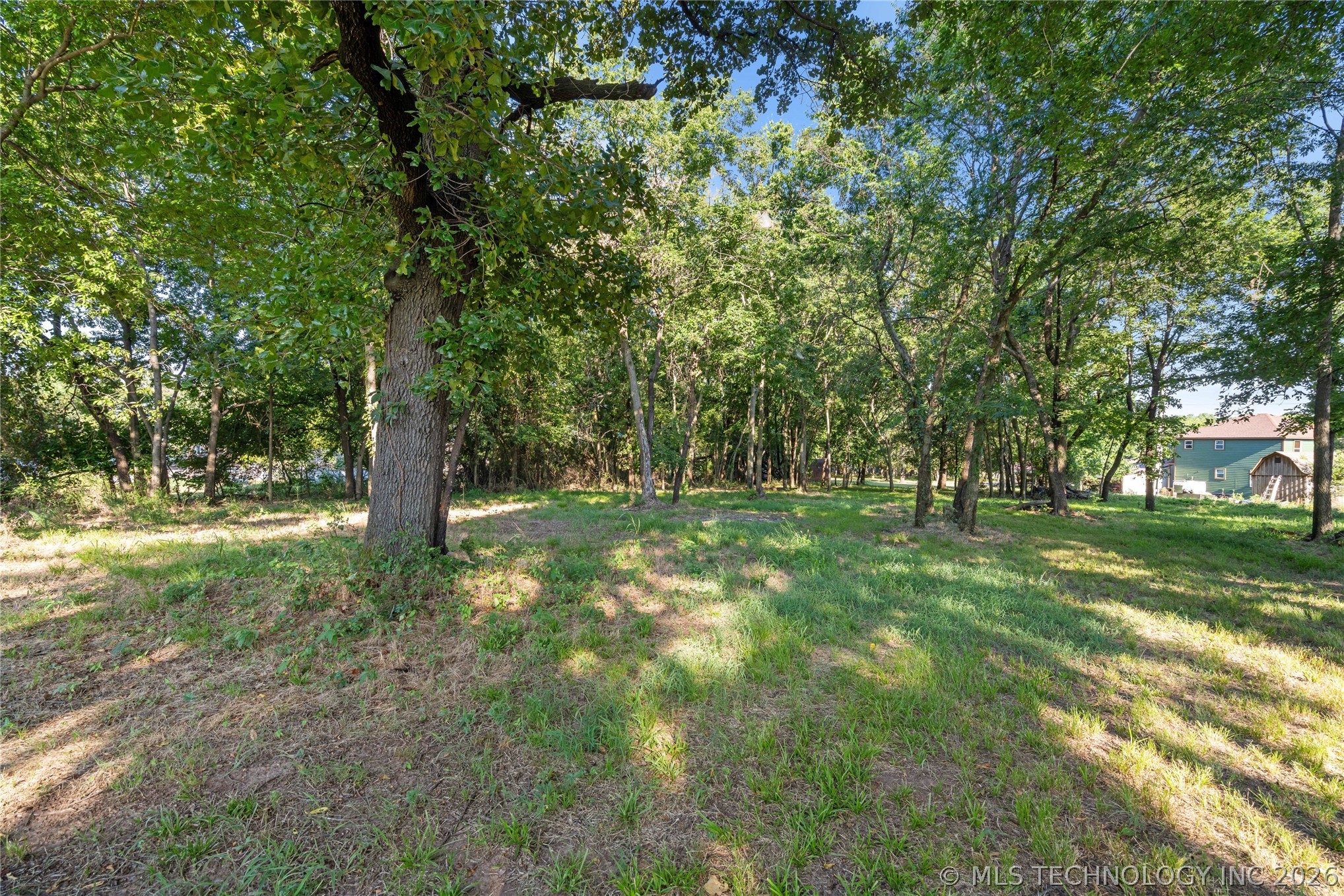 E 109th Street North Property Photo 13