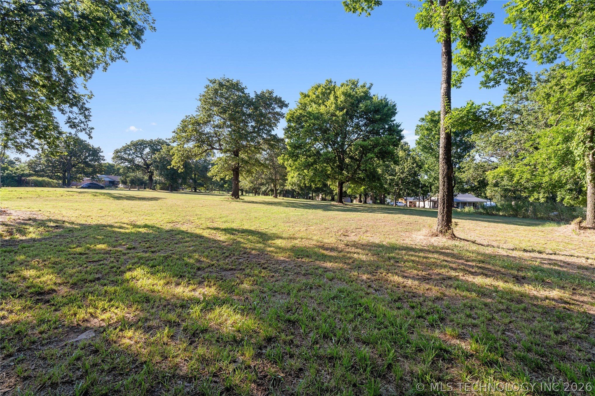 E 109th Street North Property Photo 14