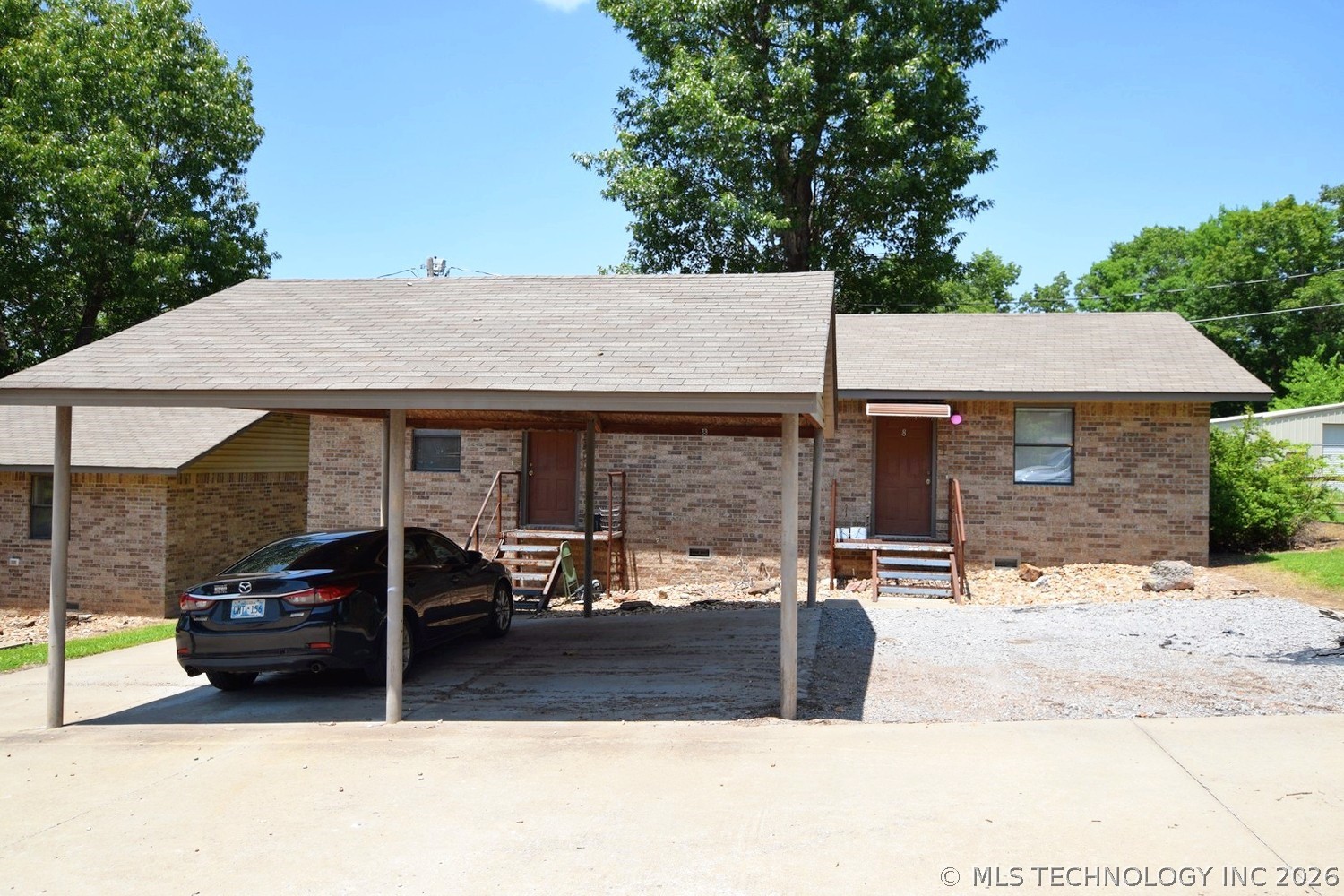 377 S Teehee Drive Property Photo 4