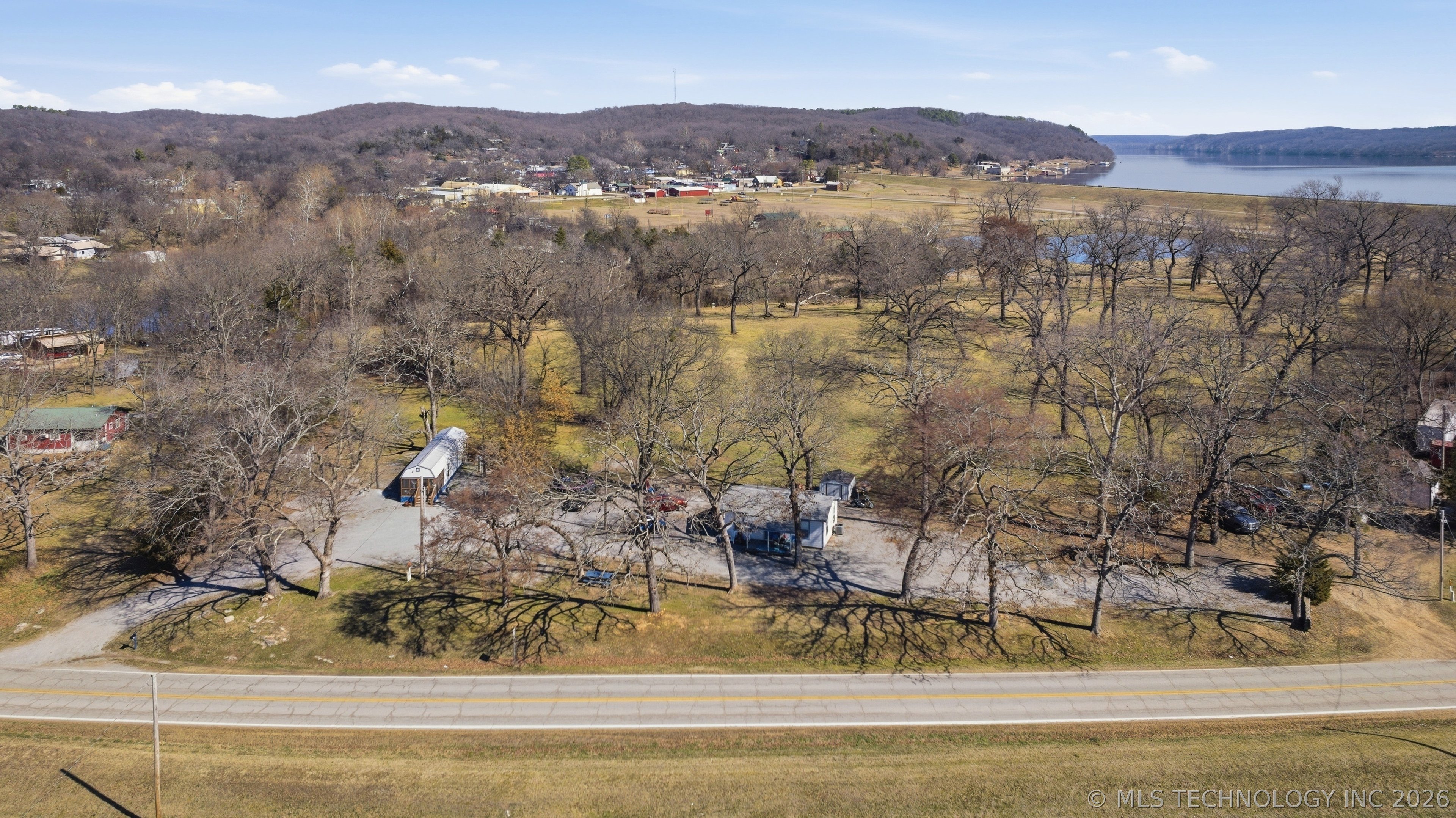 600 S Main Property Photo 2