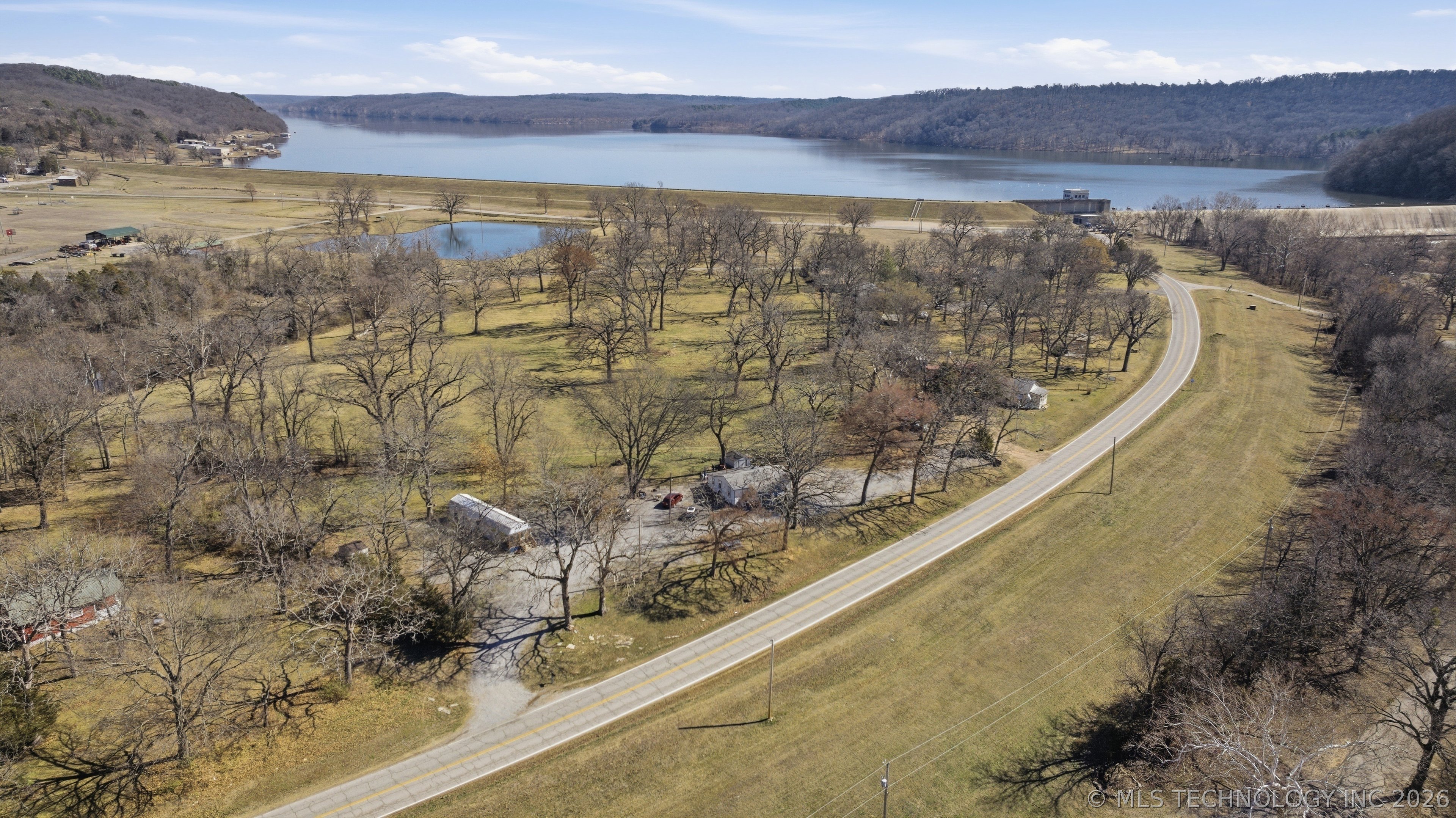 600 S Main Property Photo 5