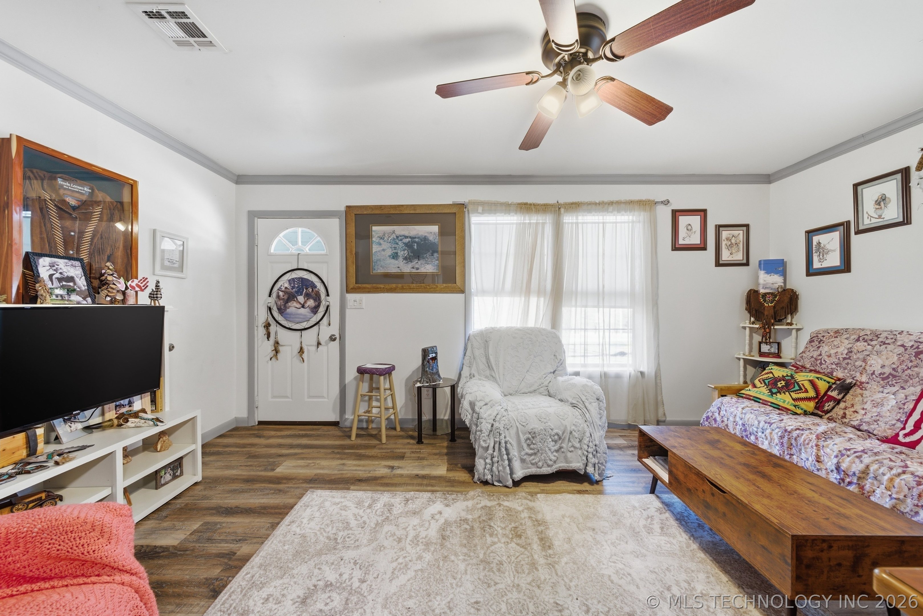 600 S Main Property Photo 12