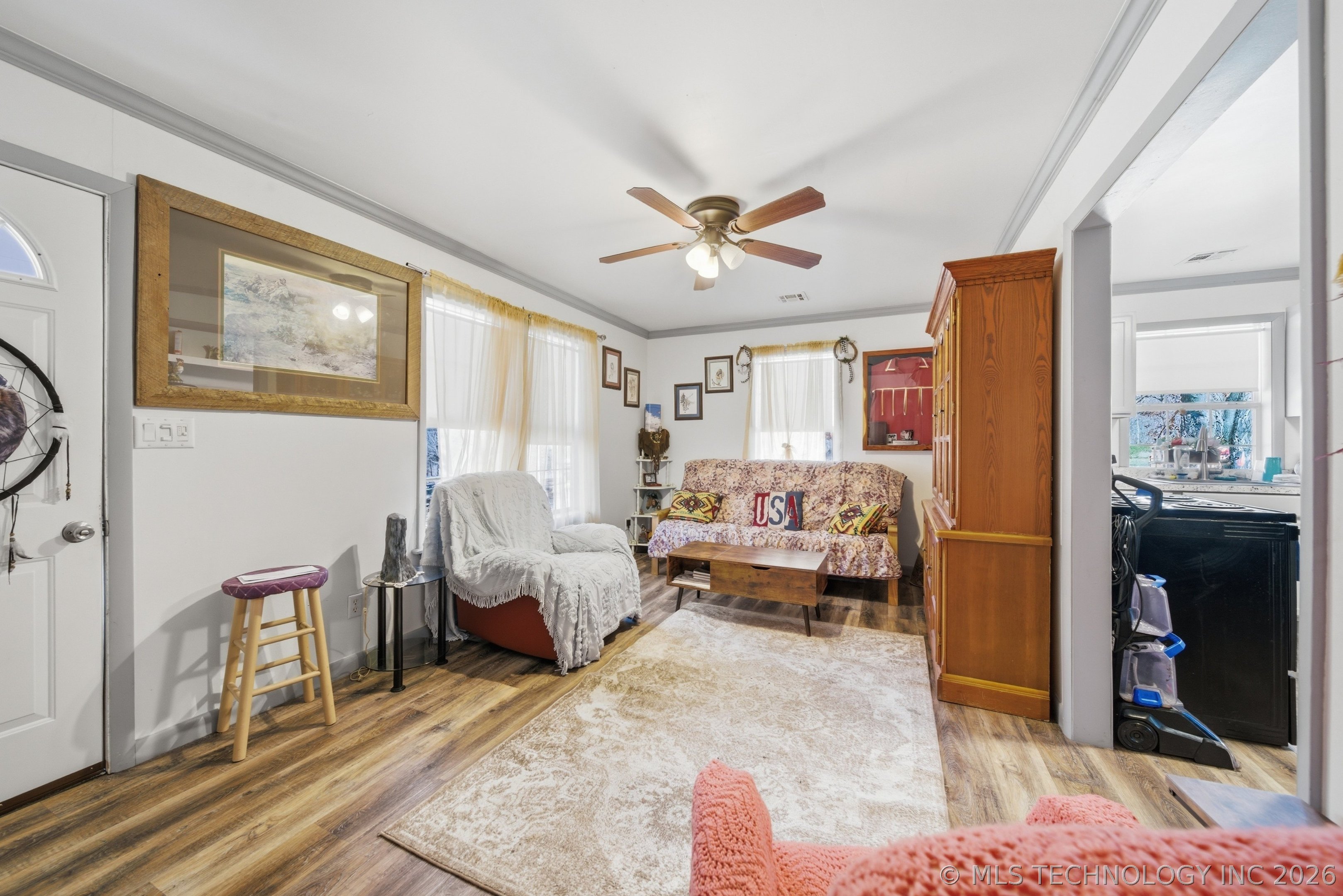 600 S Main Property Photo 13