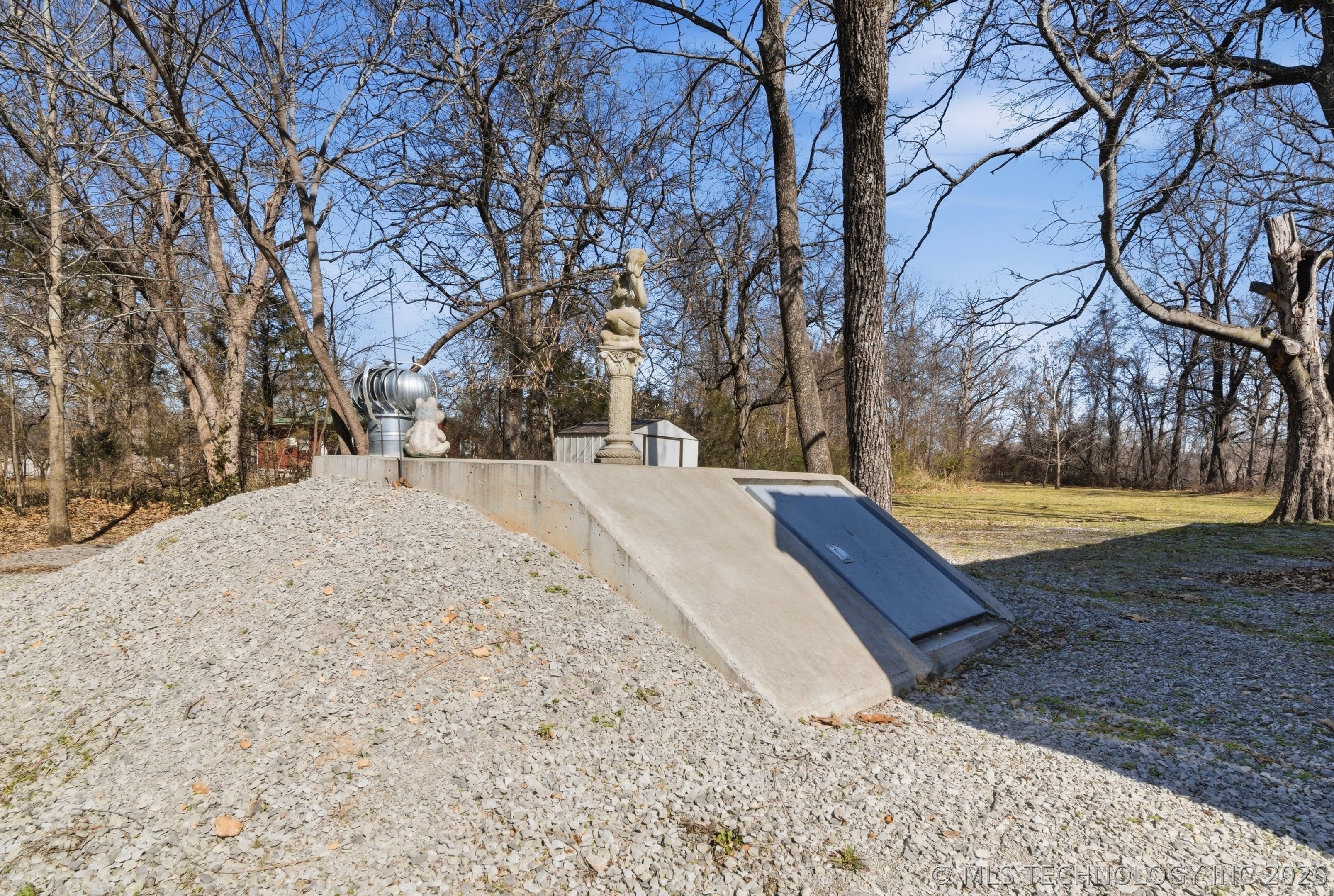 600 S Main Property Photo 30