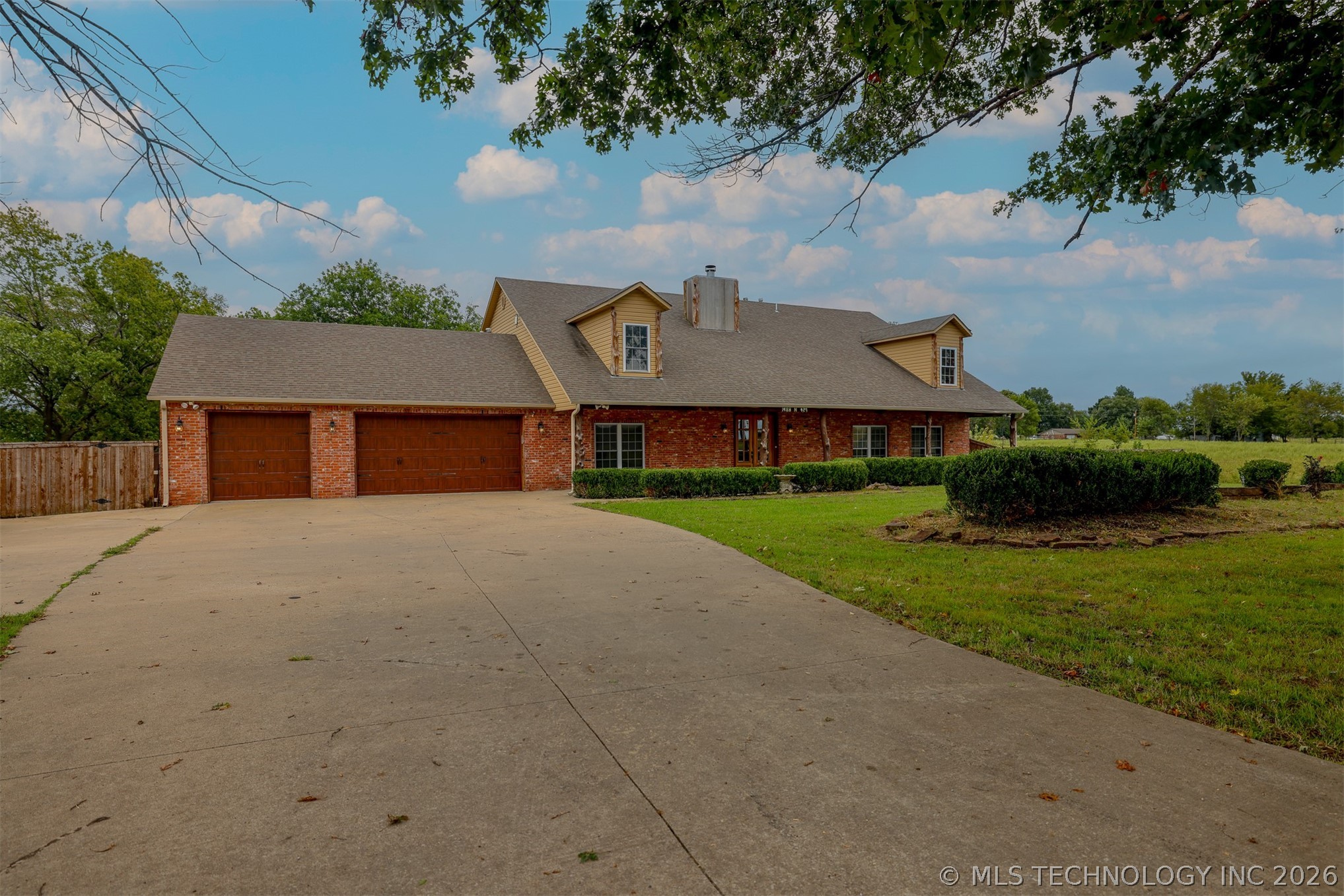 1488 N 429 Road Property Photo 1