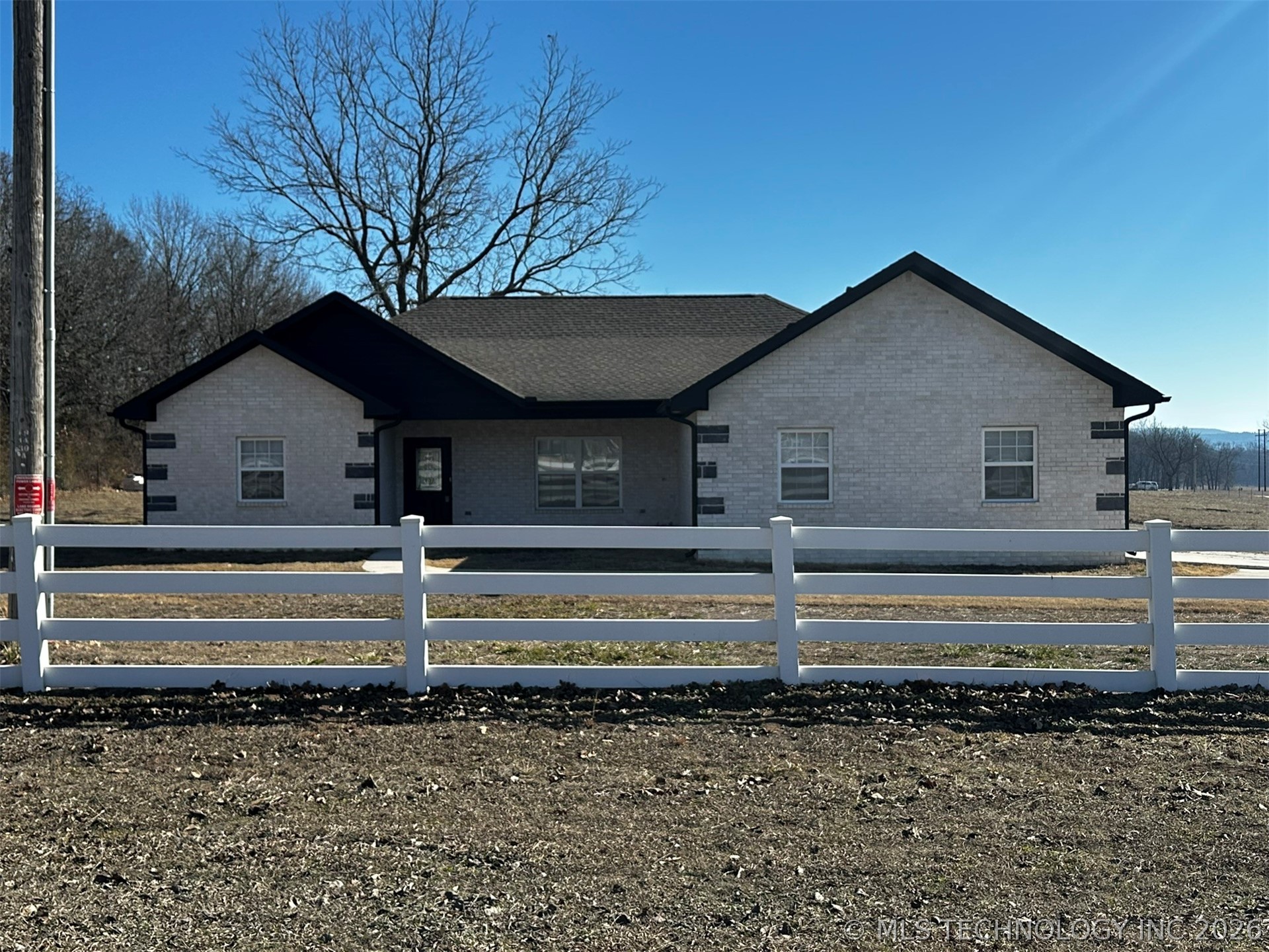 20030 E 794 Road Property Photo 1