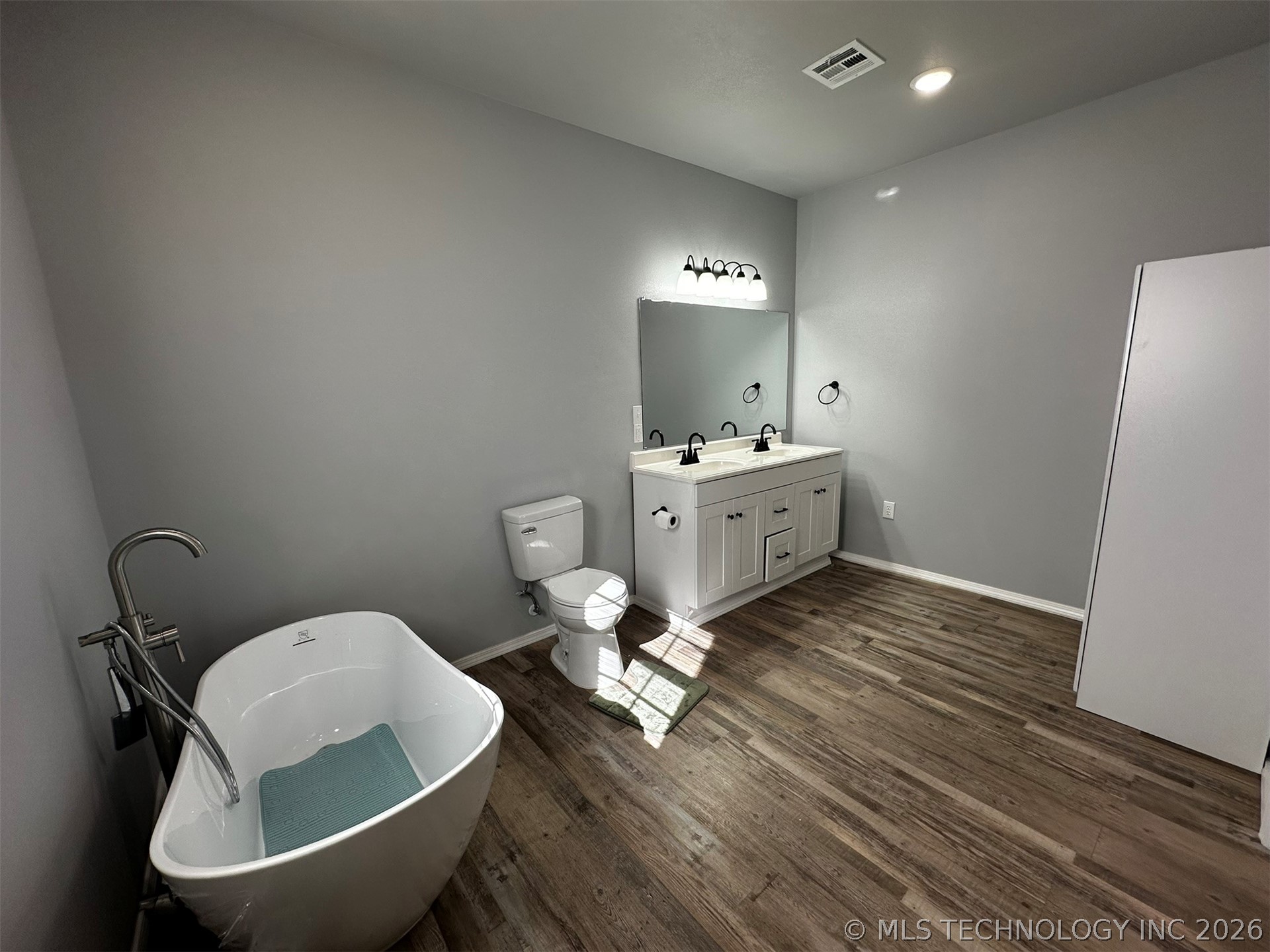 20030 E 794 Road Property Photo 13