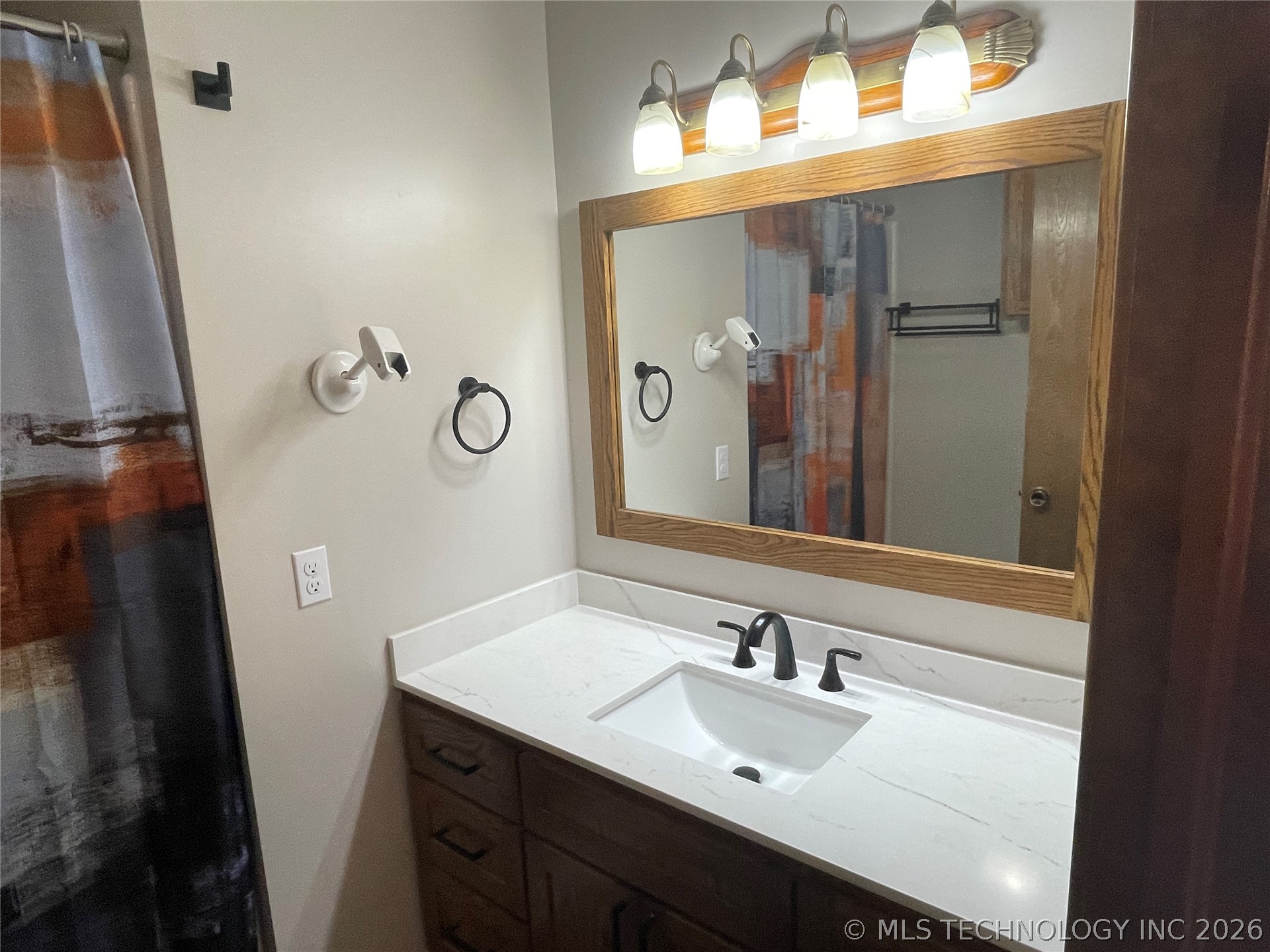 1511 Luker Lane Property Photo 13