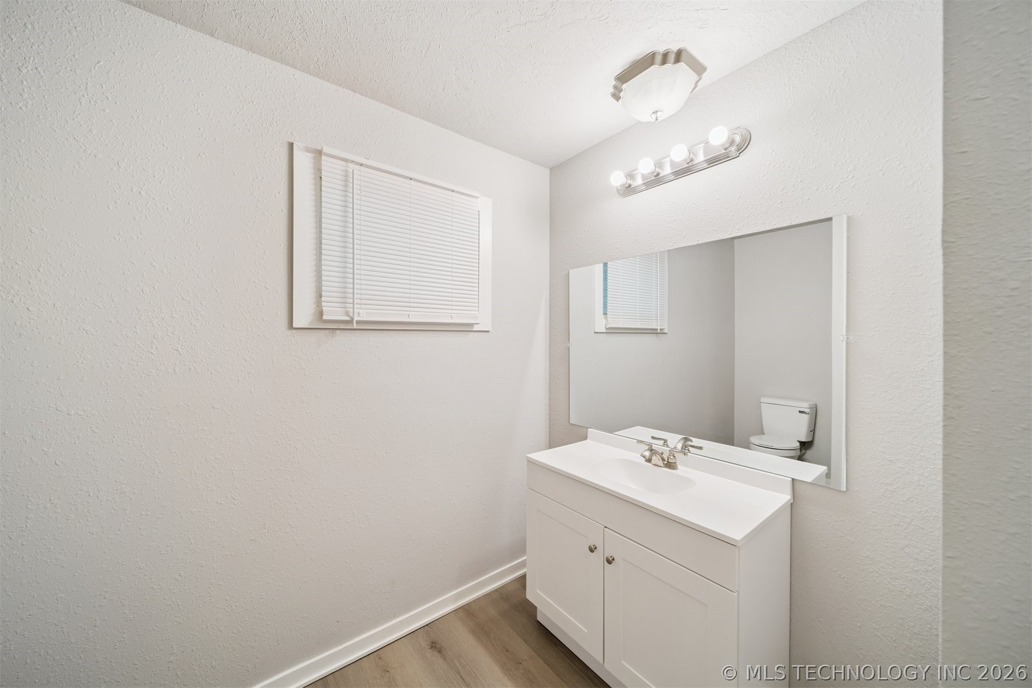 215 S Elliott Street Property Photo 28