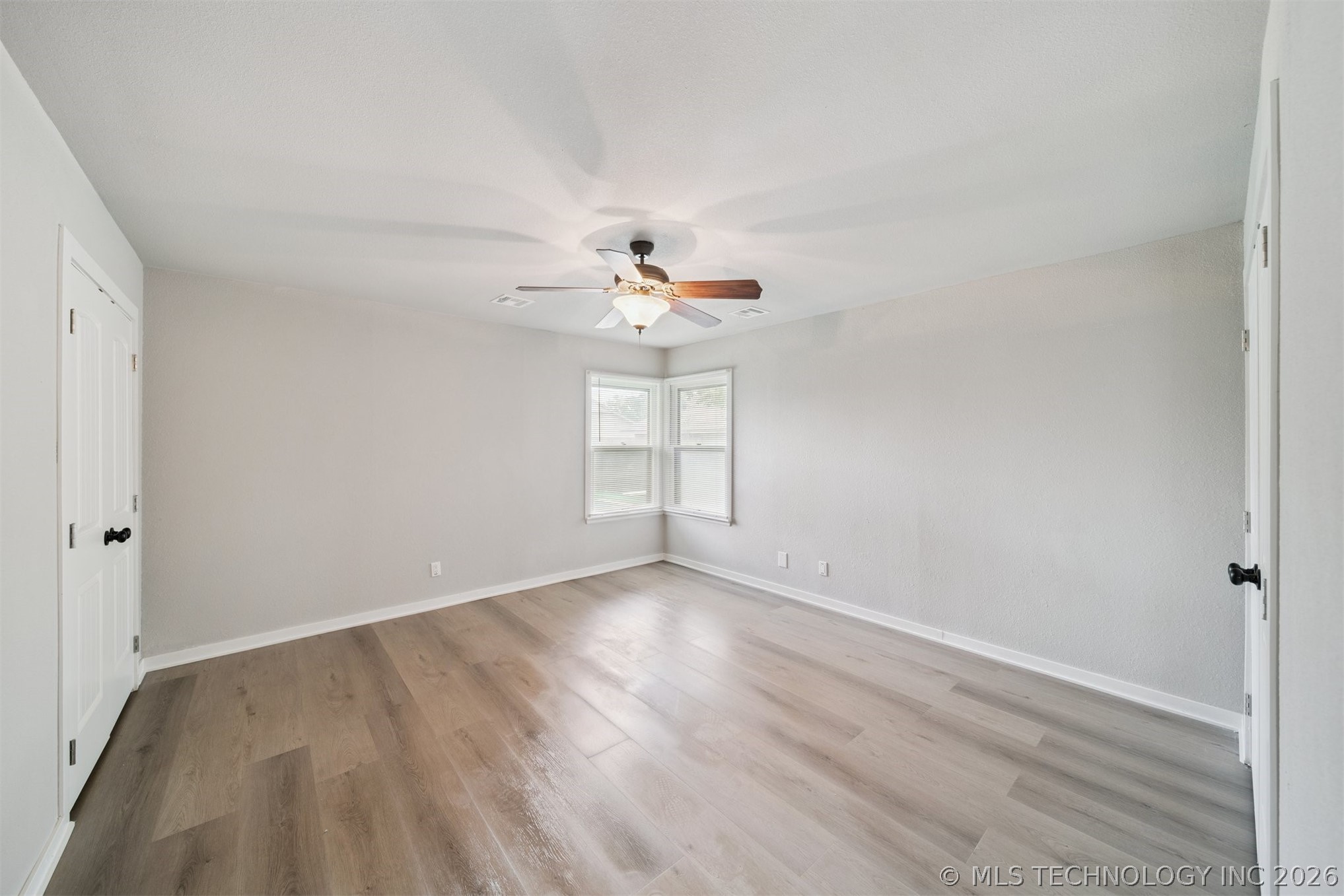 215 S Elliott Street Property Photo 31