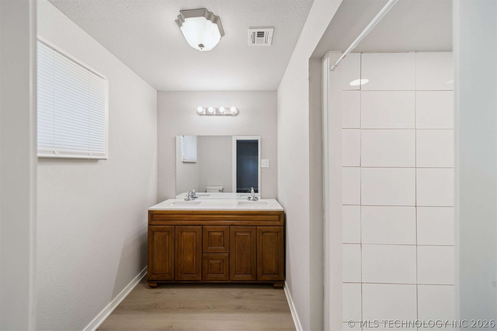 215 S Elliott Street Property Photo 33