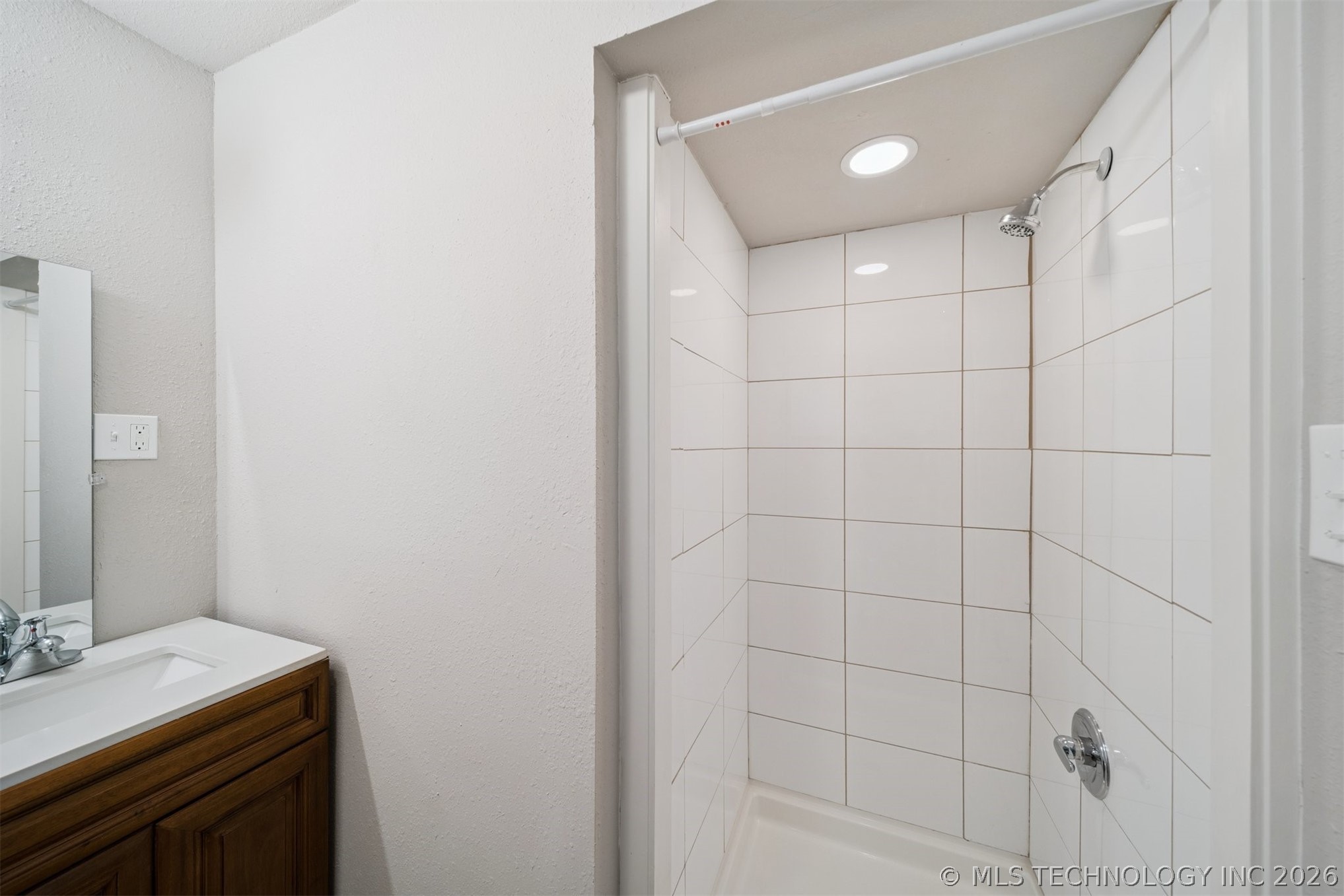 215 S Elliott Street Property Photo 34