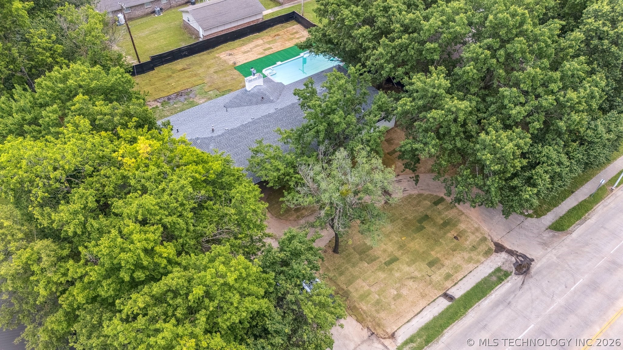 215 S Elliott Street Property Photo 45