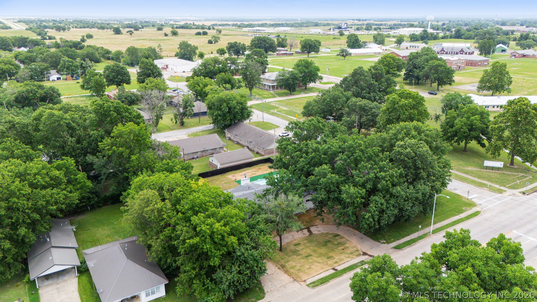 215 S Elliott Street Property Photo 46