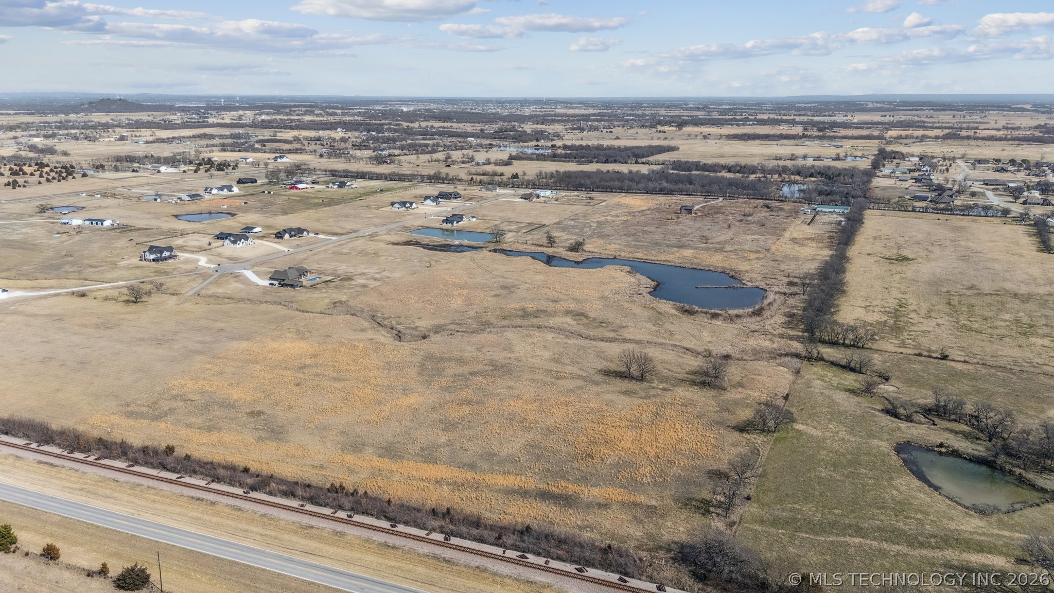 18486 S 49th West Avenue Property Photo 13