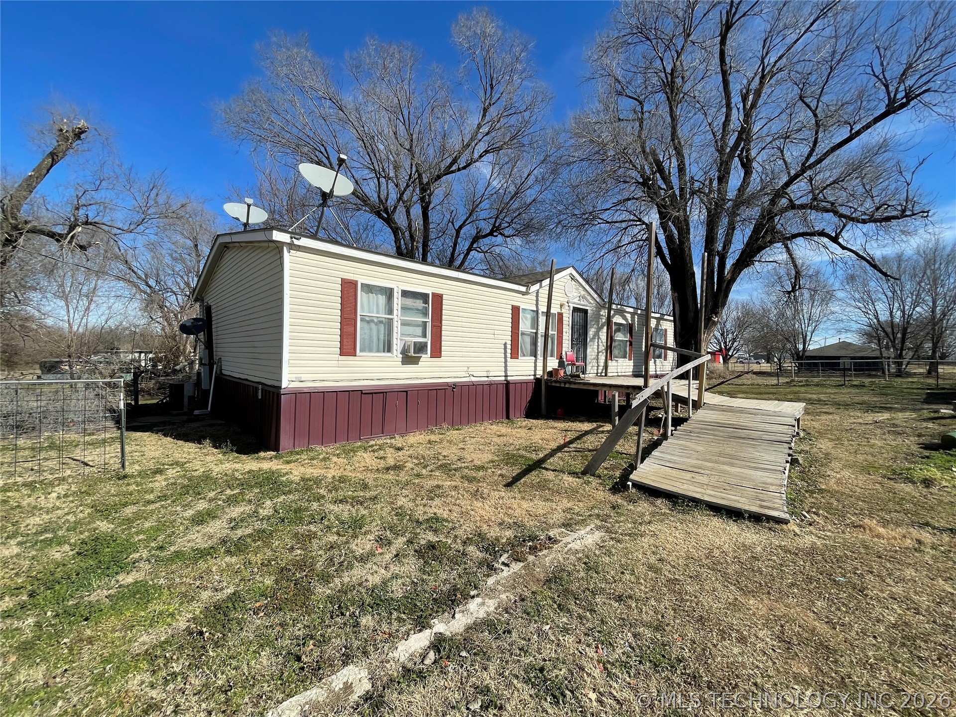 25203 E 111th Street S Property Photo 1