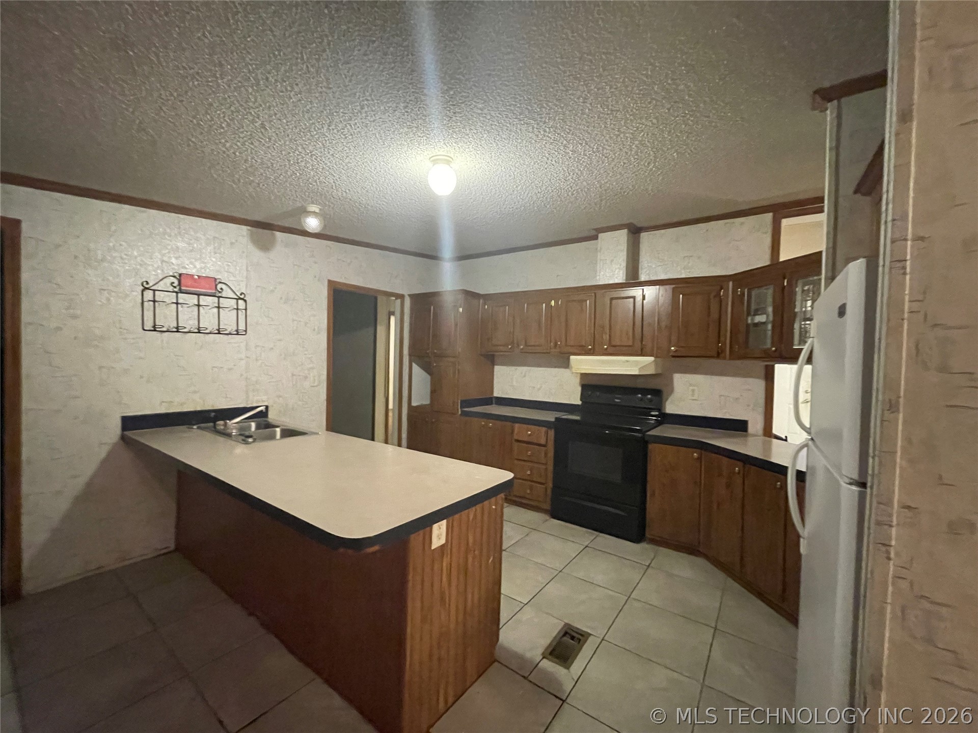 25203 E 111th Street S Property Photo 11