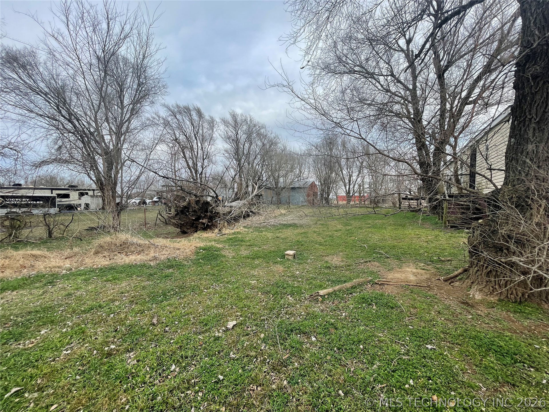 25203 E 111th Street S Property Photo 18